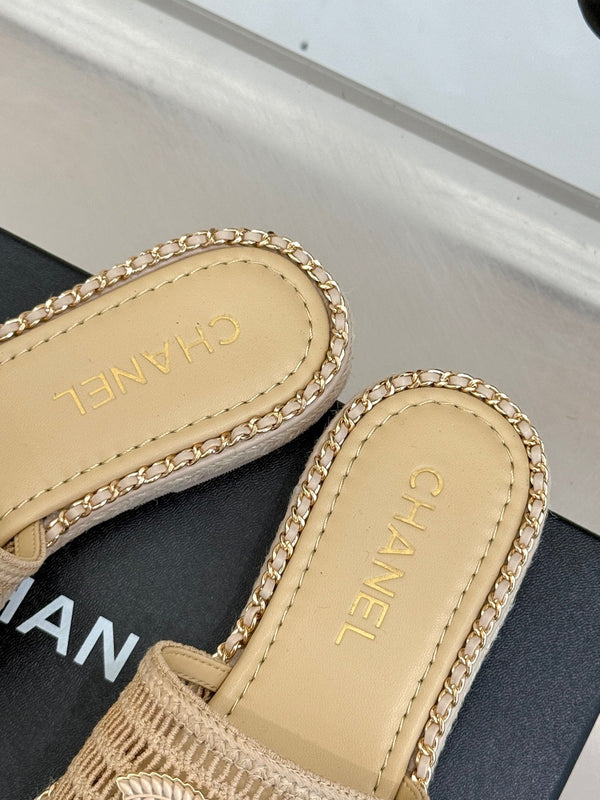 CC Mesh Hollow Chain Double C Thick-Soled Slippers 20mm Beige 265645