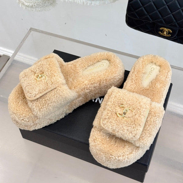 Chanel 25 Buckle Flip-up Thick-soled Slippers Beige Wool 465385