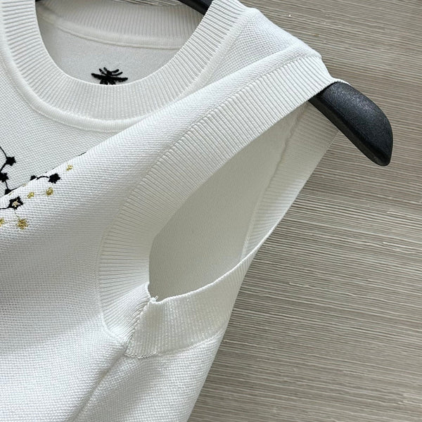 CD 25 Snake Embroidery Knitted Vest Top White Tencel Wool