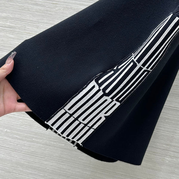 CD 25 Embroidery Knitted Vest Top Black Polyester Cotton