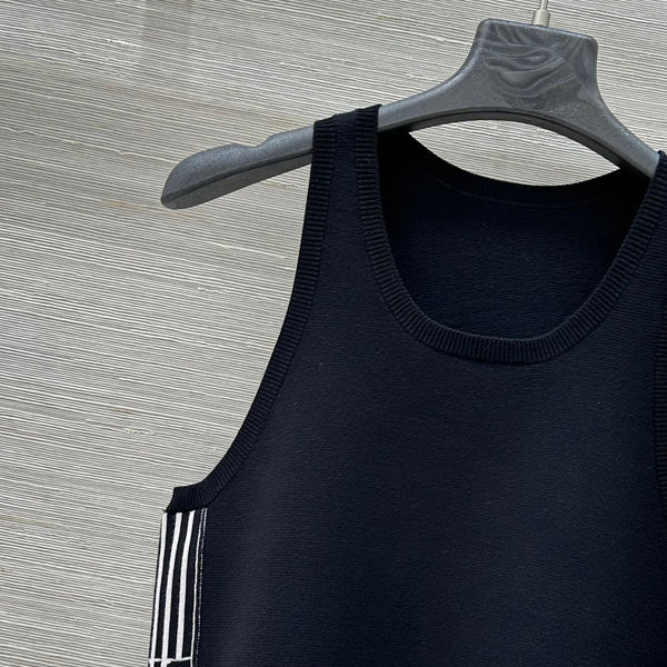 CD 25 Embroidery Knitted Vest Top Black Polyester Cotton