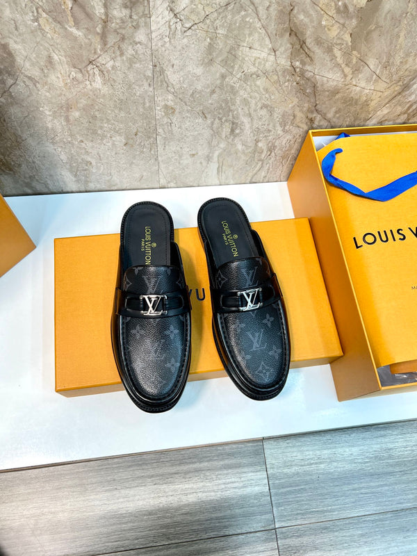 LV EASY MULE IN PELLE DI VITELLO CON MONOGRAMMA NERO