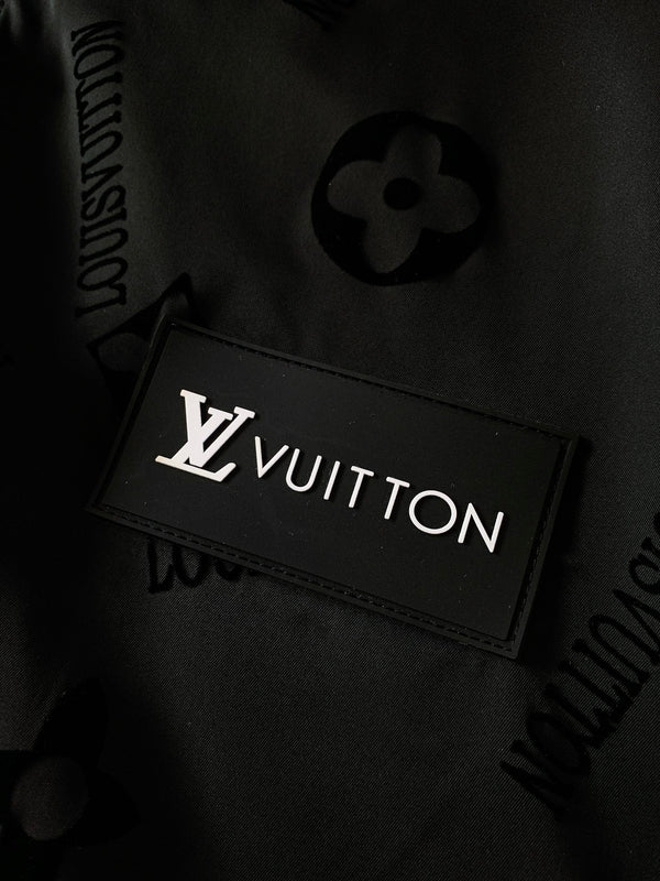 LV BLACK JACKET 239037
