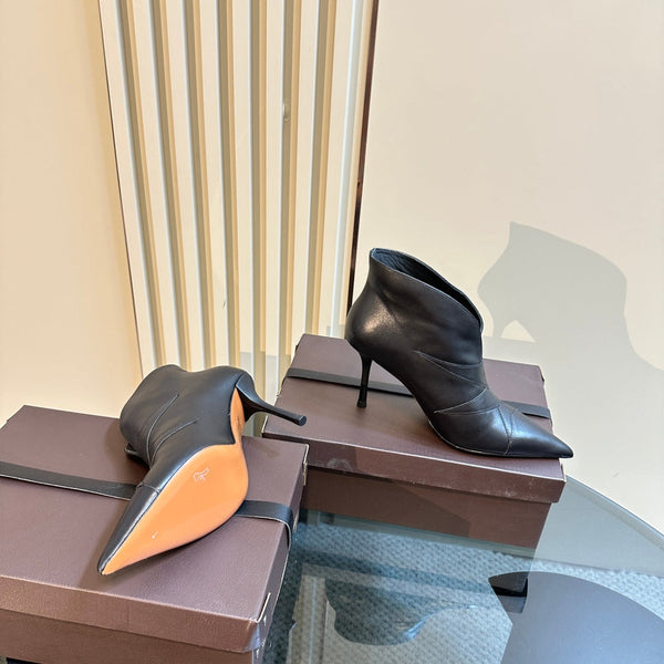 Alaila Heeled Ankle Boots 85mm In Black Cowhide 921036