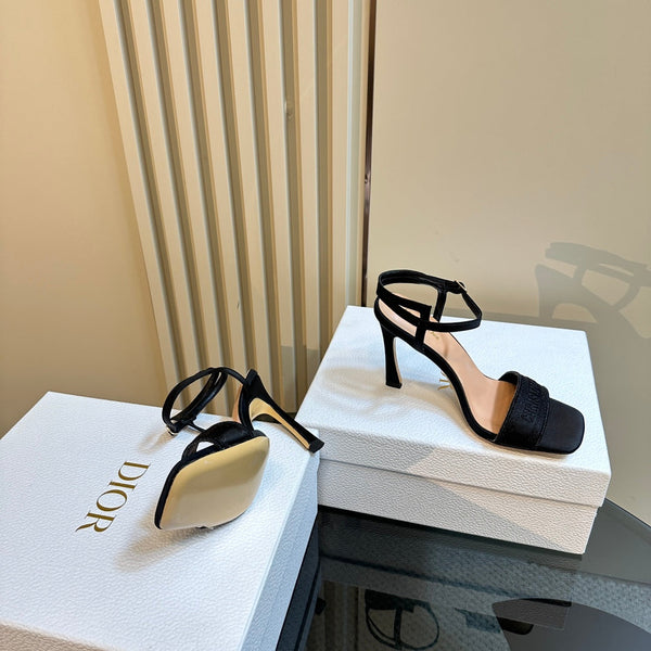 CD Dway Heeled Sandal 105mm Black Silk And Lambskin
