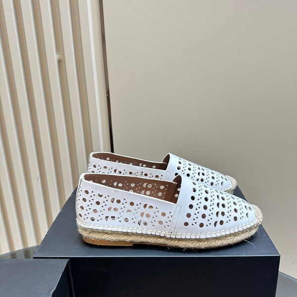 Alaila Vienne Espadrilles In White Cowhide 946258