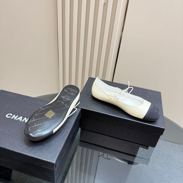 CC 25 Mary Jane Flat Beige Cream Leather with Fabric 239407