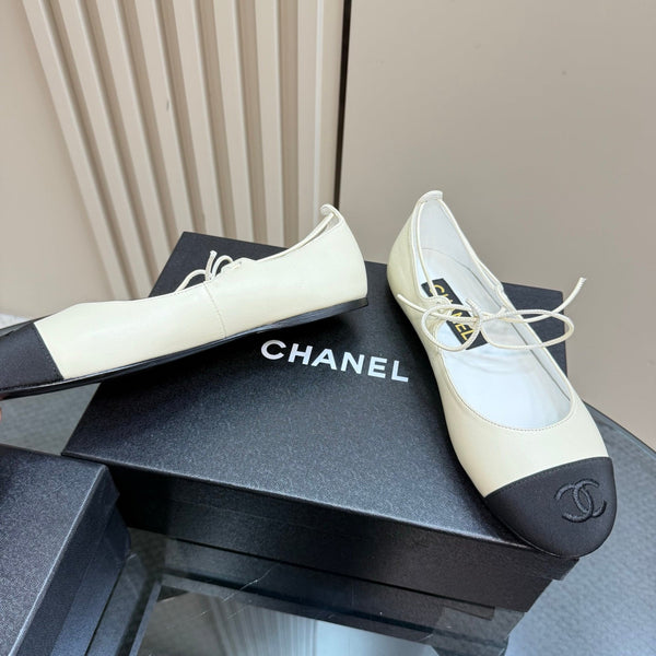 CC 25 Mary Jane Flat Beige Cream Leather with Fabric 239407