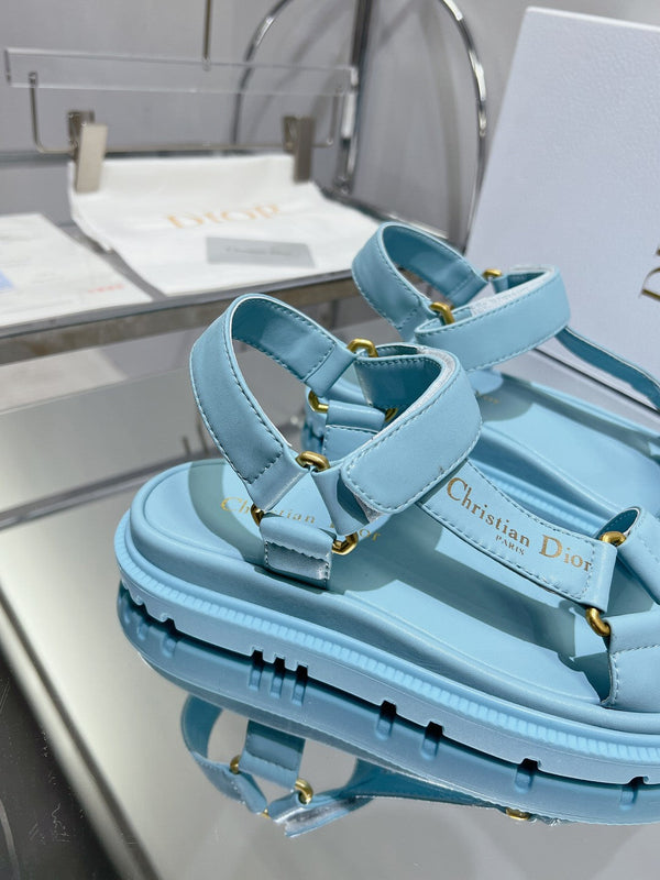 CD D-Wave Sandal In Could Blue Cowhide 100749