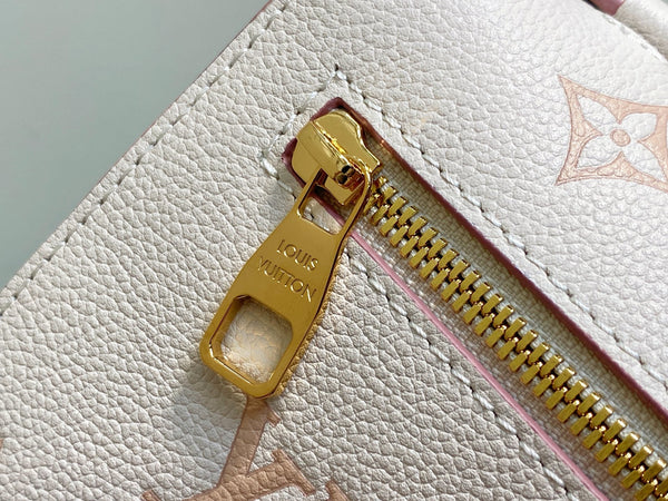 LV Pochette Métis 25cm Cream Grained Calfskin