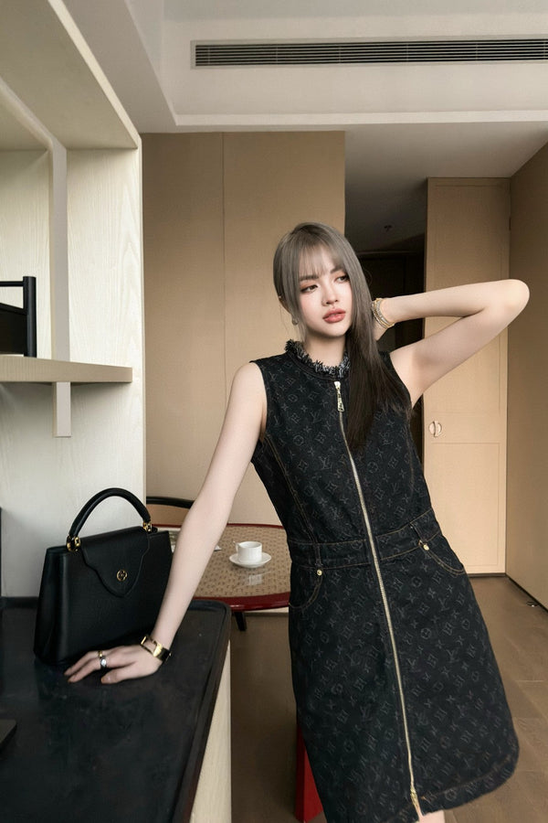 LV 25C Monogram Dress 229103