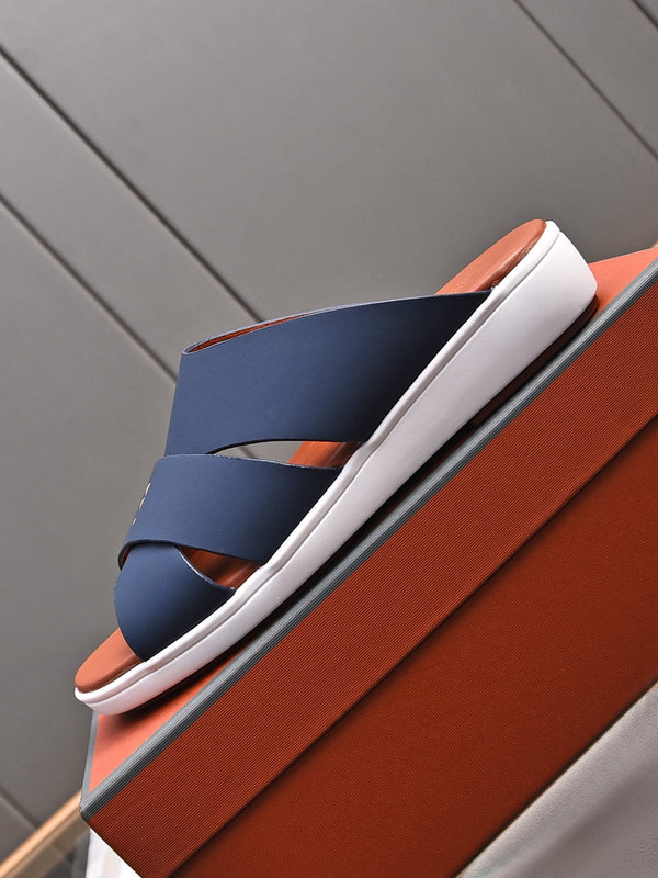 LP PANTOFOLE CON CINTURINI INTRECCIATI IN PELLE DI VITELLO BLU MARINO