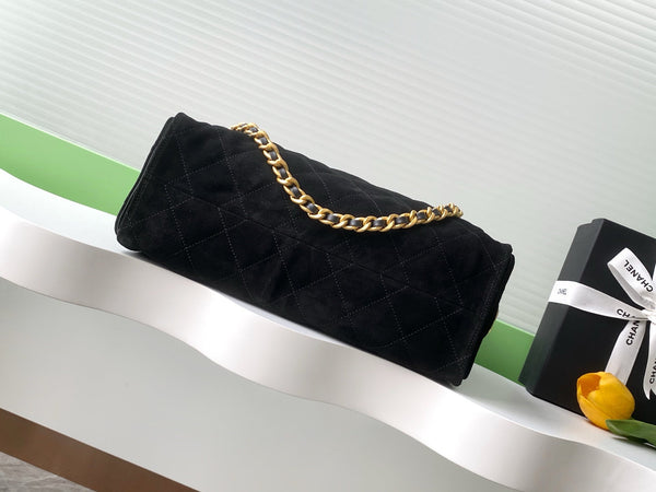 CC 25C Hobo Bag 31cm Black Matelasse Suede