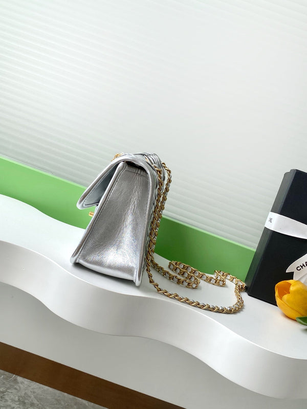 CC 25C Flap Bag 25cm Silver Metalic Quilted Lambskin