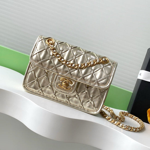 CC 25C Flap Bag 19cm Gold Metalic Quilted Lambskin