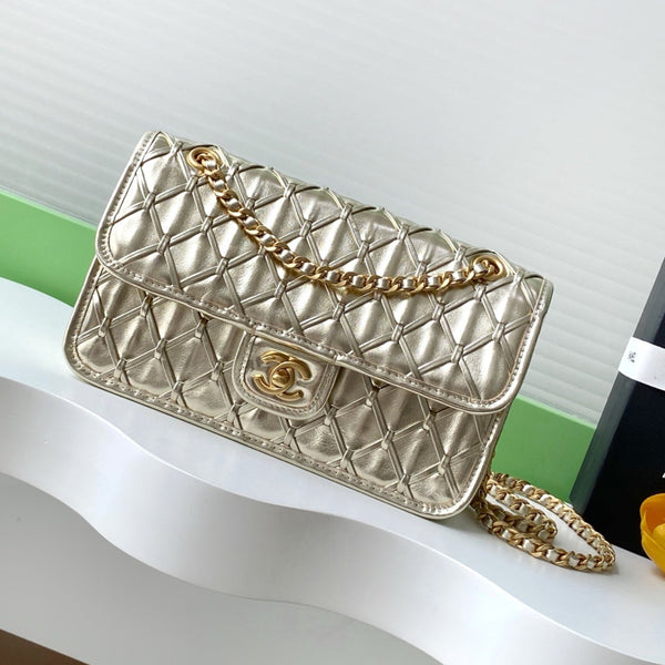 CC 25C Flap Bag 25cm Gold Metalic Quilted Lambskin
