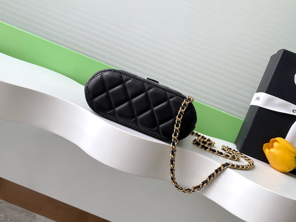 CC 25A Clutch With Chain 18cm Black Suede Calfskin