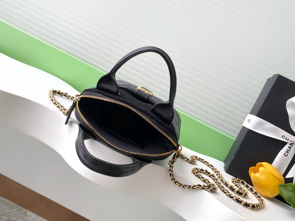 CC 25A Clutch With Chain 18cm Black Suede Calfskin