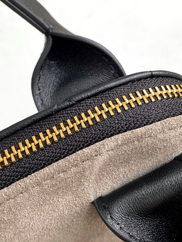 CC 25A Clutch With Chain 18cm Grey Suede Black Calfskin