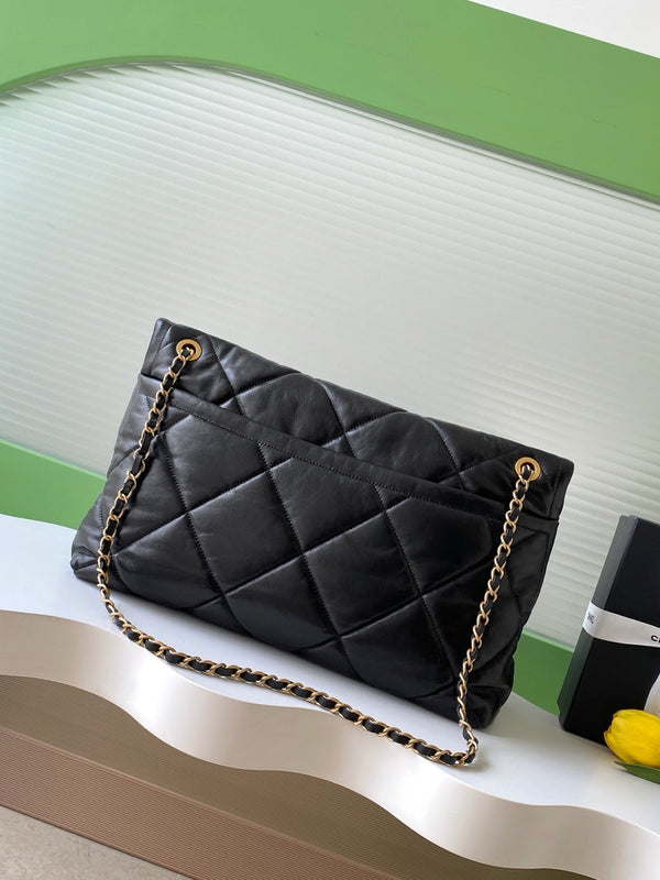 Chanel 25K Bag 45cm Black Gold Sheepskin 293990