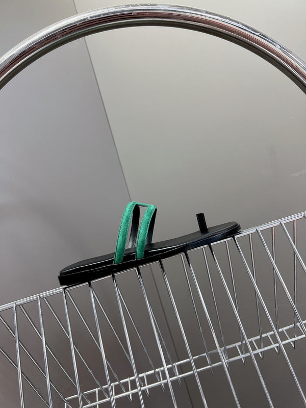 Sandali Georgia in pelle scamosciata color verde acqua e vitello nero