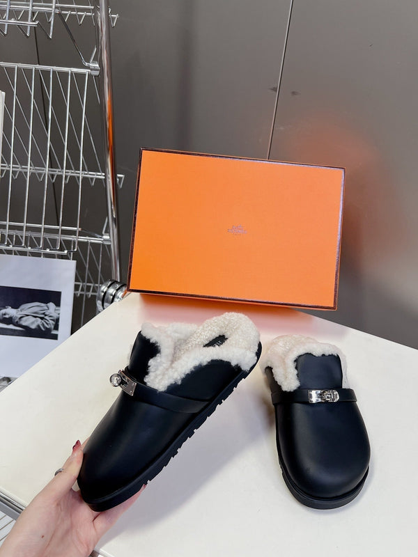 OZ Mule Black Calfskin White Shearling