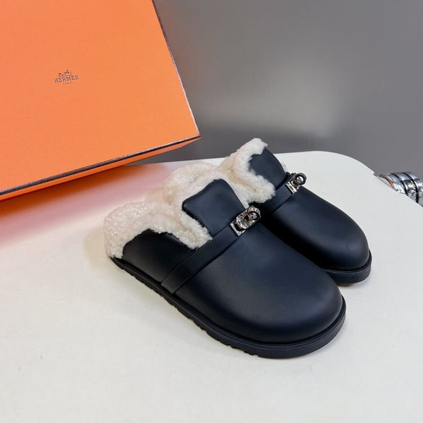OZ Mule Black Calfskin White Shearling