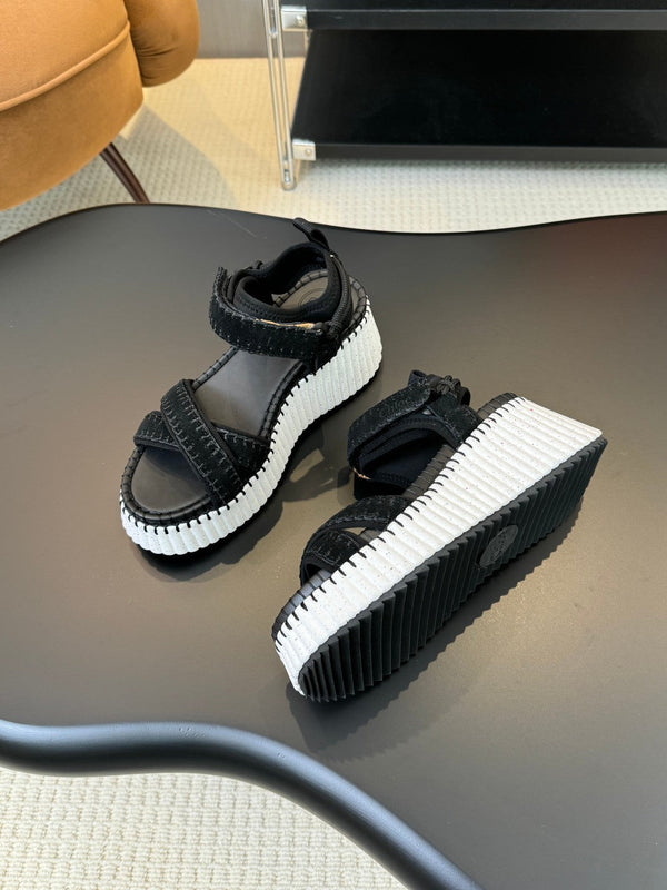 CHLOÉ NAMA WEDGE SANDAL 8 CM IN BLACK SUEDE AND WHITE RUBBER