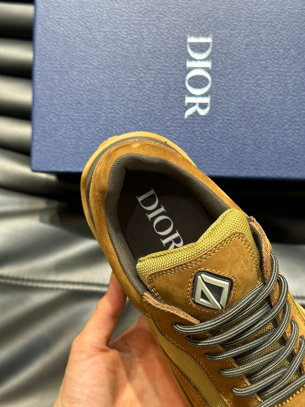 CD & TRAVIS SCOTT SNEAKER BRONZE SUEDE