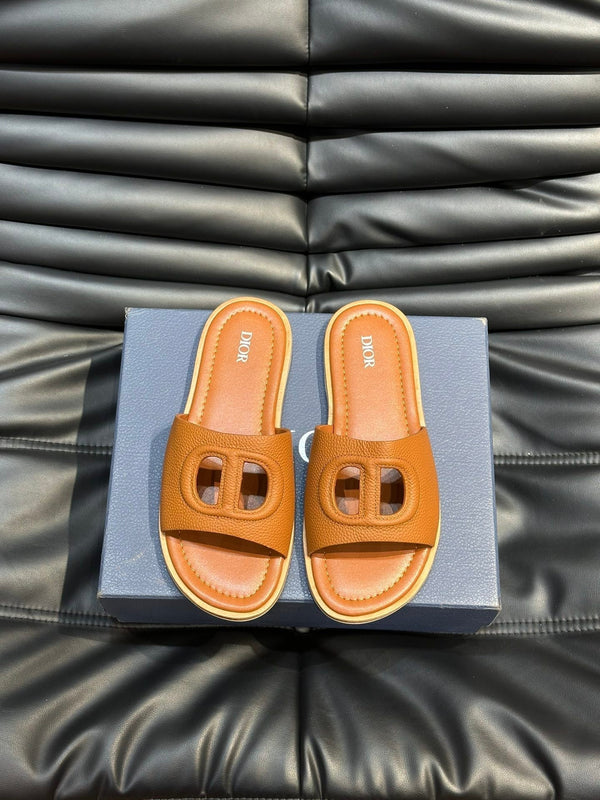 CD D-CLUB SLIDE SLIPPER TIGER GRAINED CALFSKIN