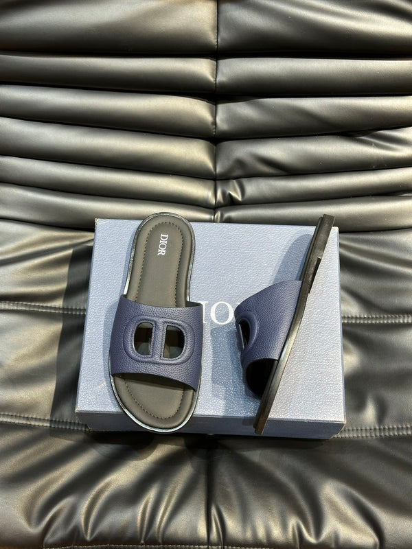 CD D-CLUB SLIDE SLIPPER NAVY GRAINED CALFSKIN