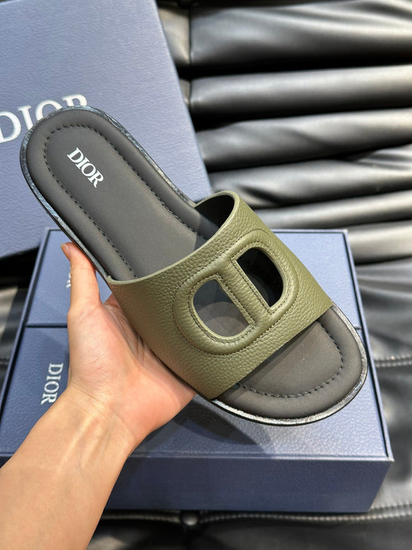 CD D-CLUB SLIDE SLIPPER OLIVE-JUNIPER GRAINED CALFSKIN