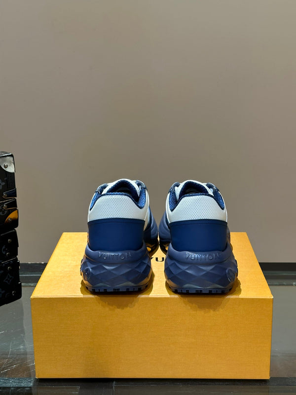 THICK-SOLED SNEAKER COBALT BLUE AND WHITE CALFSKIN