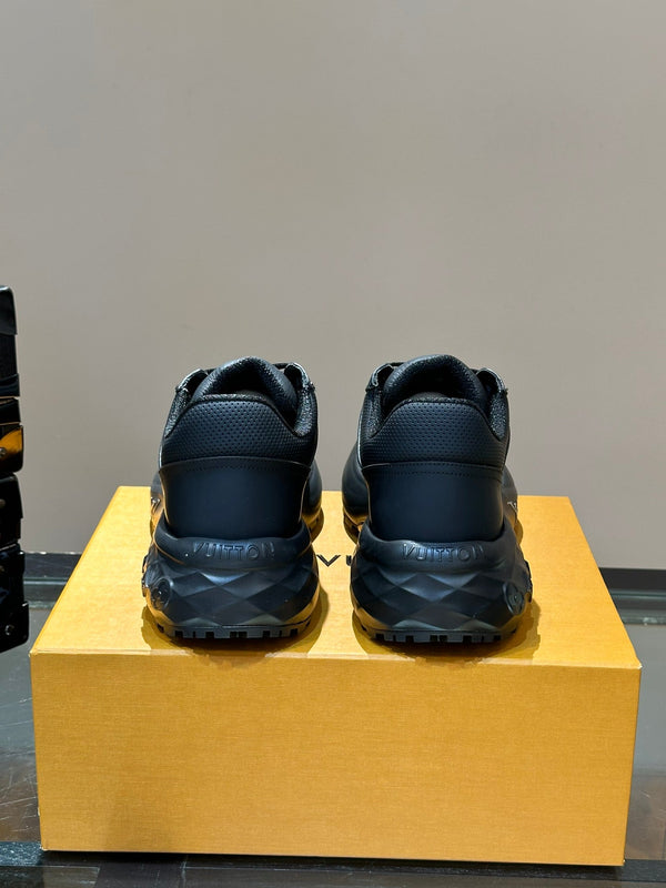 THICK-SOLED SNEAKER BLACK CALFSKIN