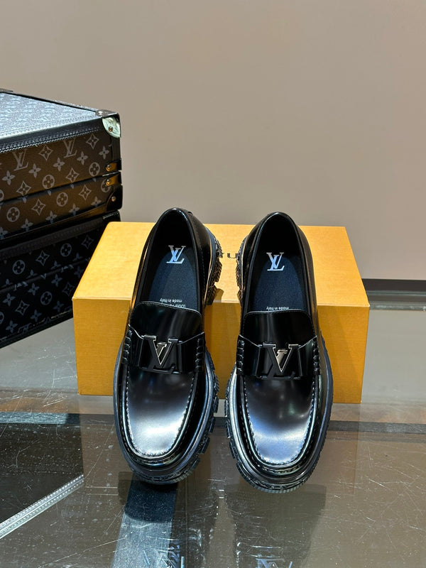 LV MAJOR LOAFER IN BLACK SOFT CALFSKIN