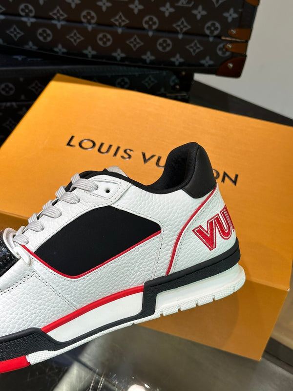 LV TRAINER SNEAKERS IN WHITE CALFSKIN AND BLACK MIX RED SUEDE
