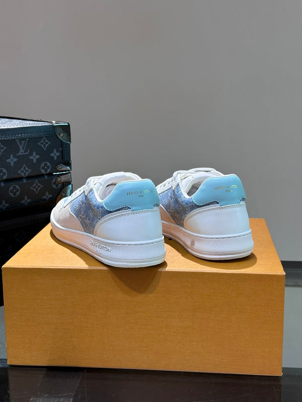 SNEAKER LV IN PELLE SCAMOSCIATA BIANCA E VITELLO MIX DENIM BLU