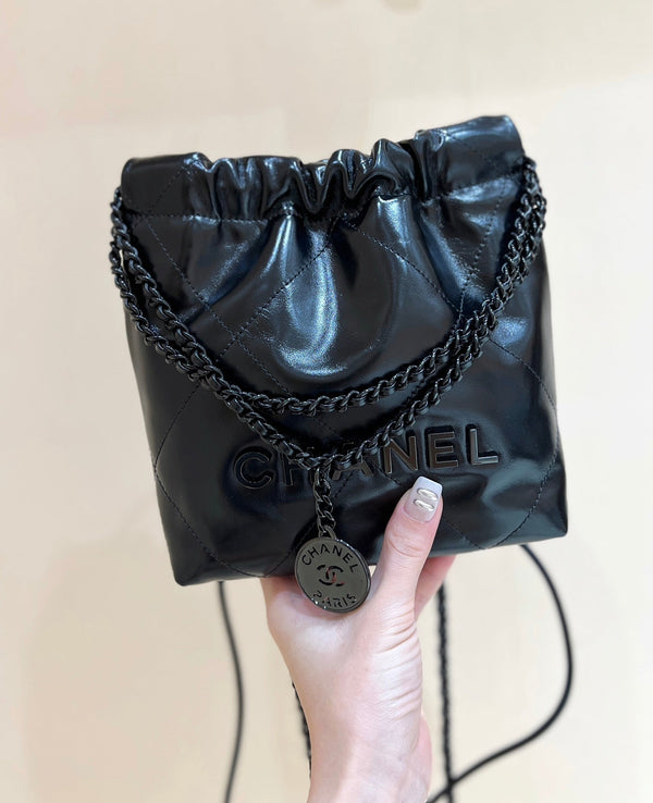 borsa hobo mini cc22 20 cm in pelle di agnello nera