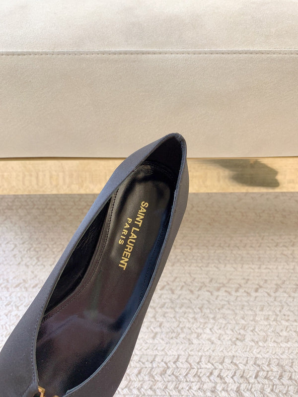 BABYLONE BALLET FLAT IN BLACK SATIN