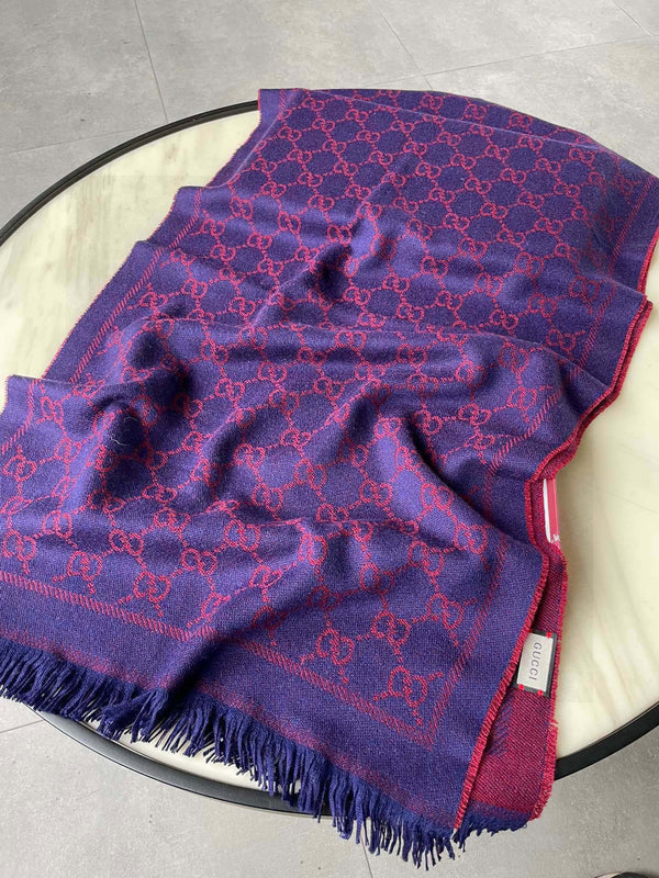 SCIARPA 180 CM IN LANA CON MOTIVO GG VIOLA MONOGRAM 407526