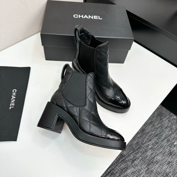 CC FW 25 Platform Ankle Boots  Black Patent and Quilted Leather 532621