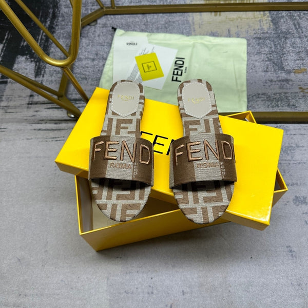 FF 5 Brown Grey Canvas Slide