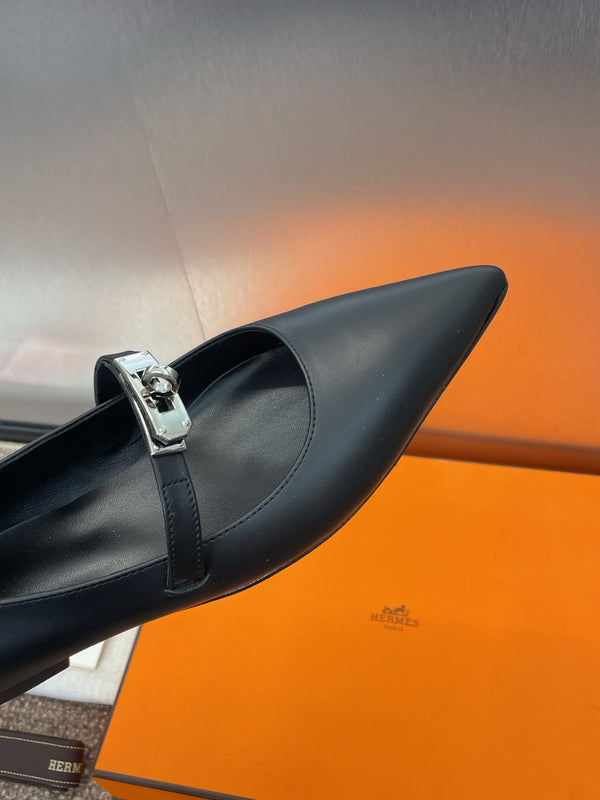 HM 25C Kelly Ballet Flat Noir Calfskin 208268