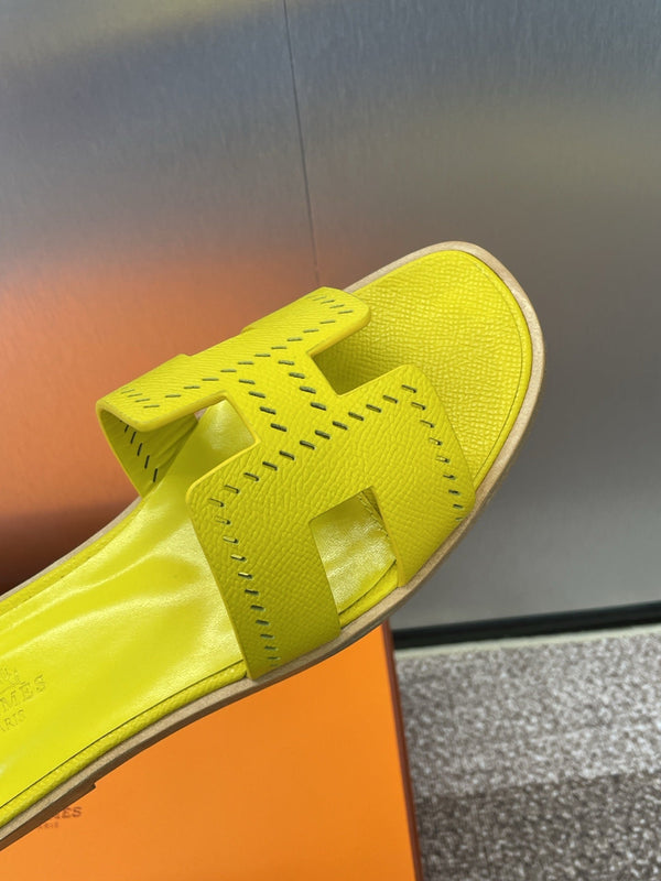 HM 25 Oran Sandal Yellow Perforate Epsom Leather