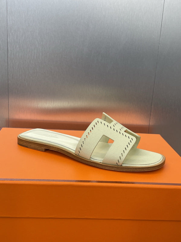 HM 25 Oran Sandal Cream Perforate Epsom Leather