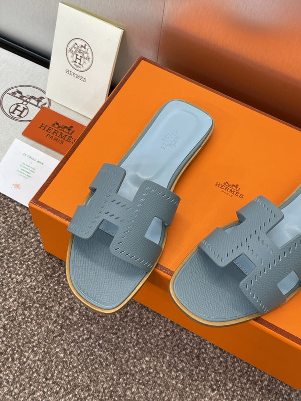 HM 25 Oran Sandal Dark Cloud Blue Perforate Epsom Leather