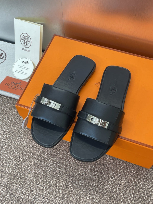 HM Giulia Slide Black Sheepskin 320019