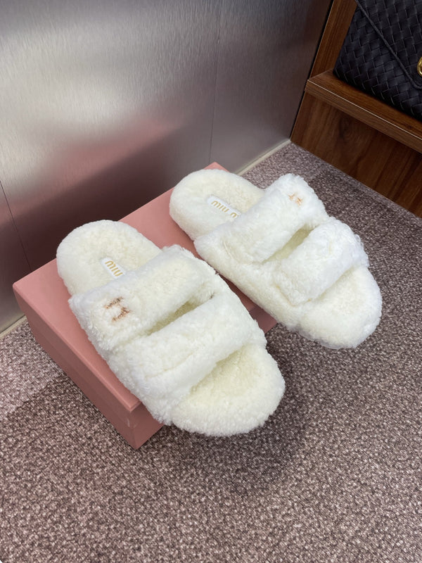 Miu Velcro Slippers White Lambswool 508825