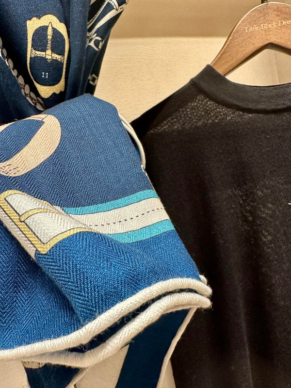 Chevaux Dechaines Shawl 135 CM IN Dark Blue Colorful Cashmere Silk 373682