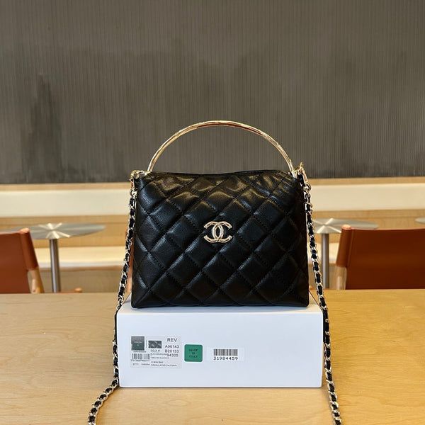 CC Handle Vintage Bag 19cm Black Caviar 277778 GHW